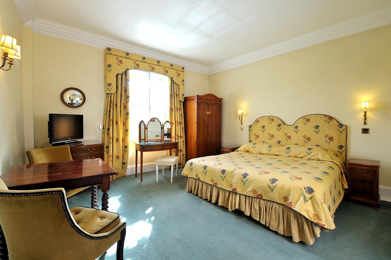 The French Horn Hotel Reading Ngoại thất bức ảnh