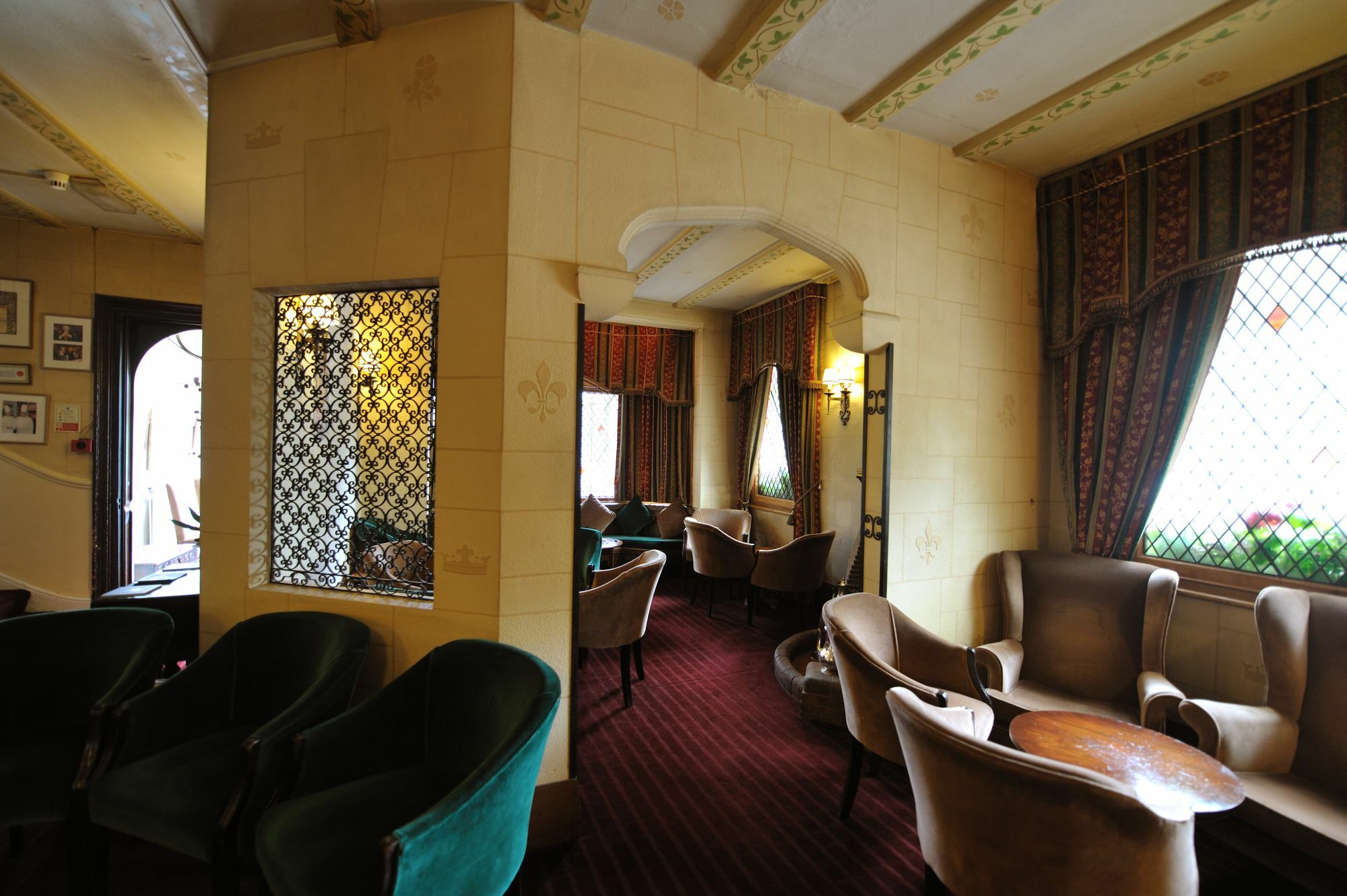 The French Horn Hotel Reading Ngoại thất bức ảnh